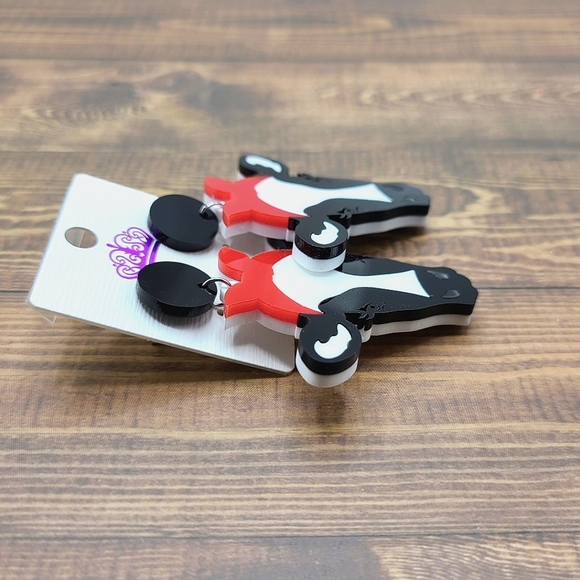 Cow Statement Earrings - Picture 2 of 3